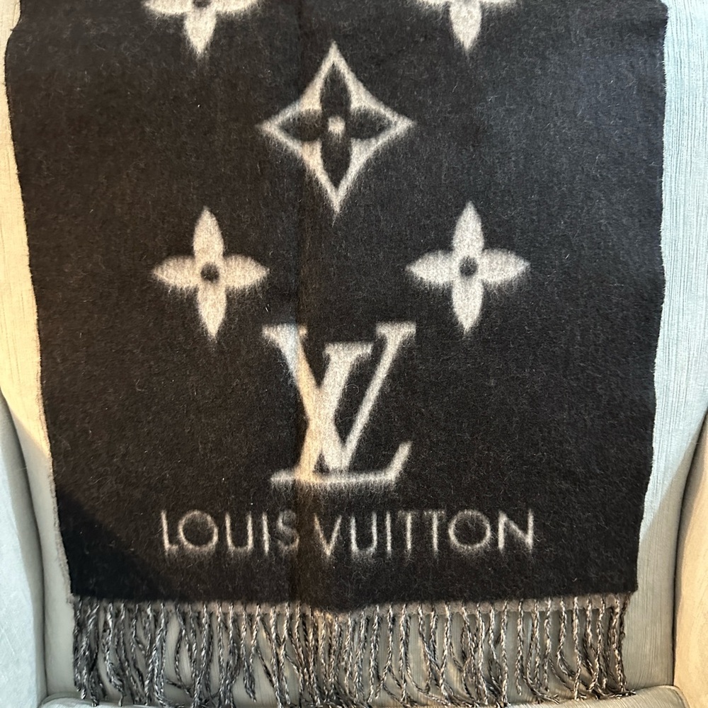 Louis Vuitton Cashmere Scarf